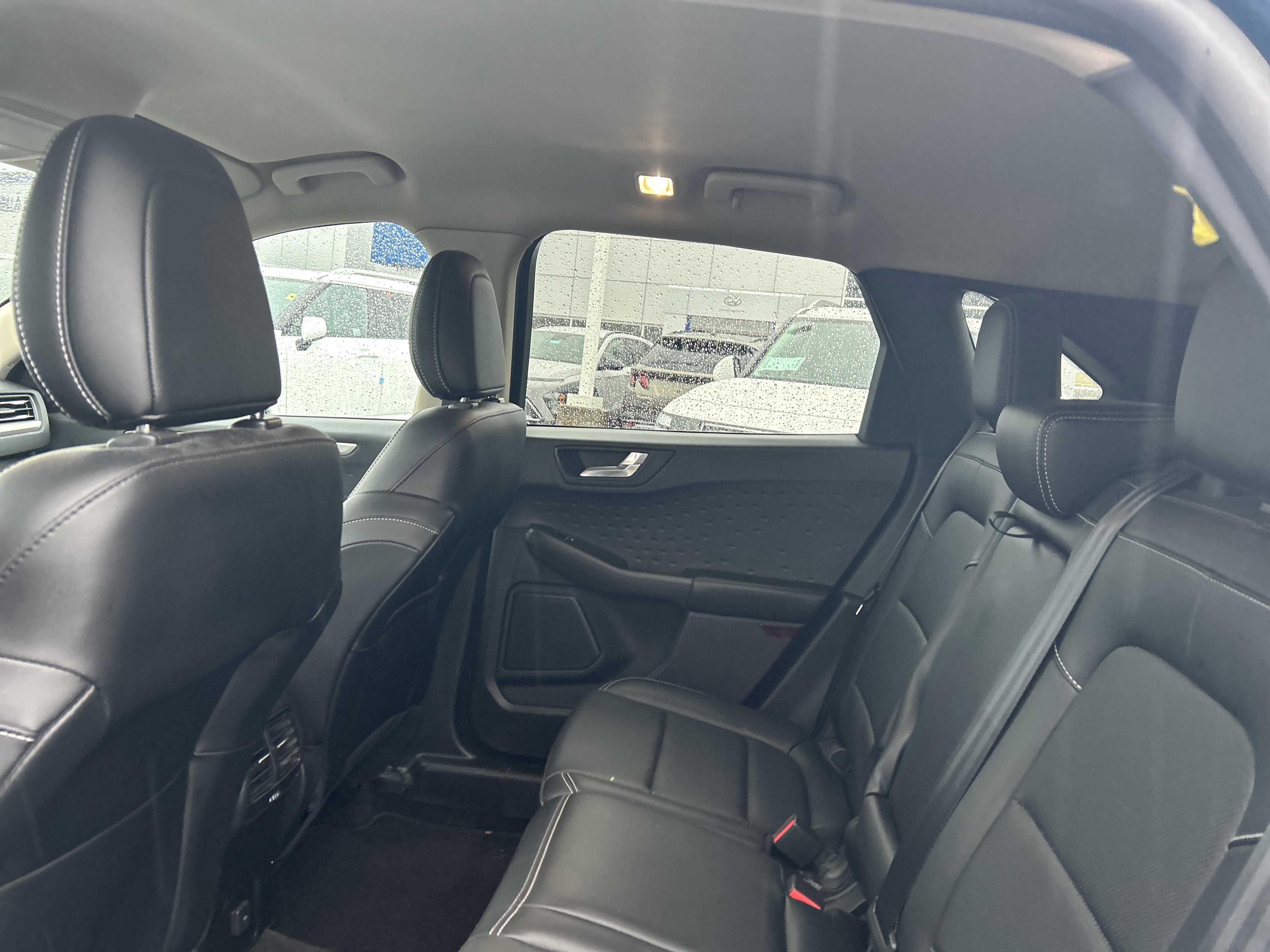 2020 Ford Escape SEL photo 2