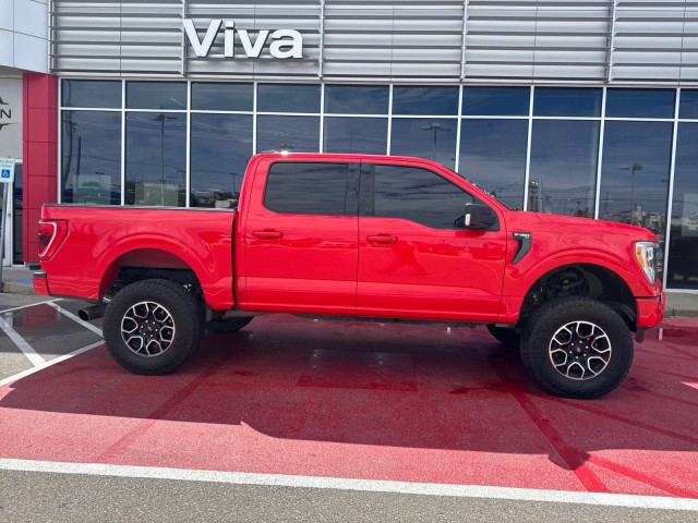 Used 2021 Race Red Ford XLT image 5