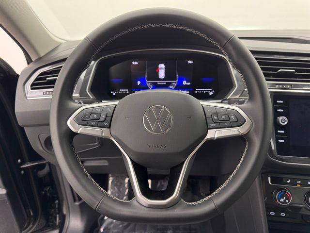2024 Volkswagen Tiguan S photo 11