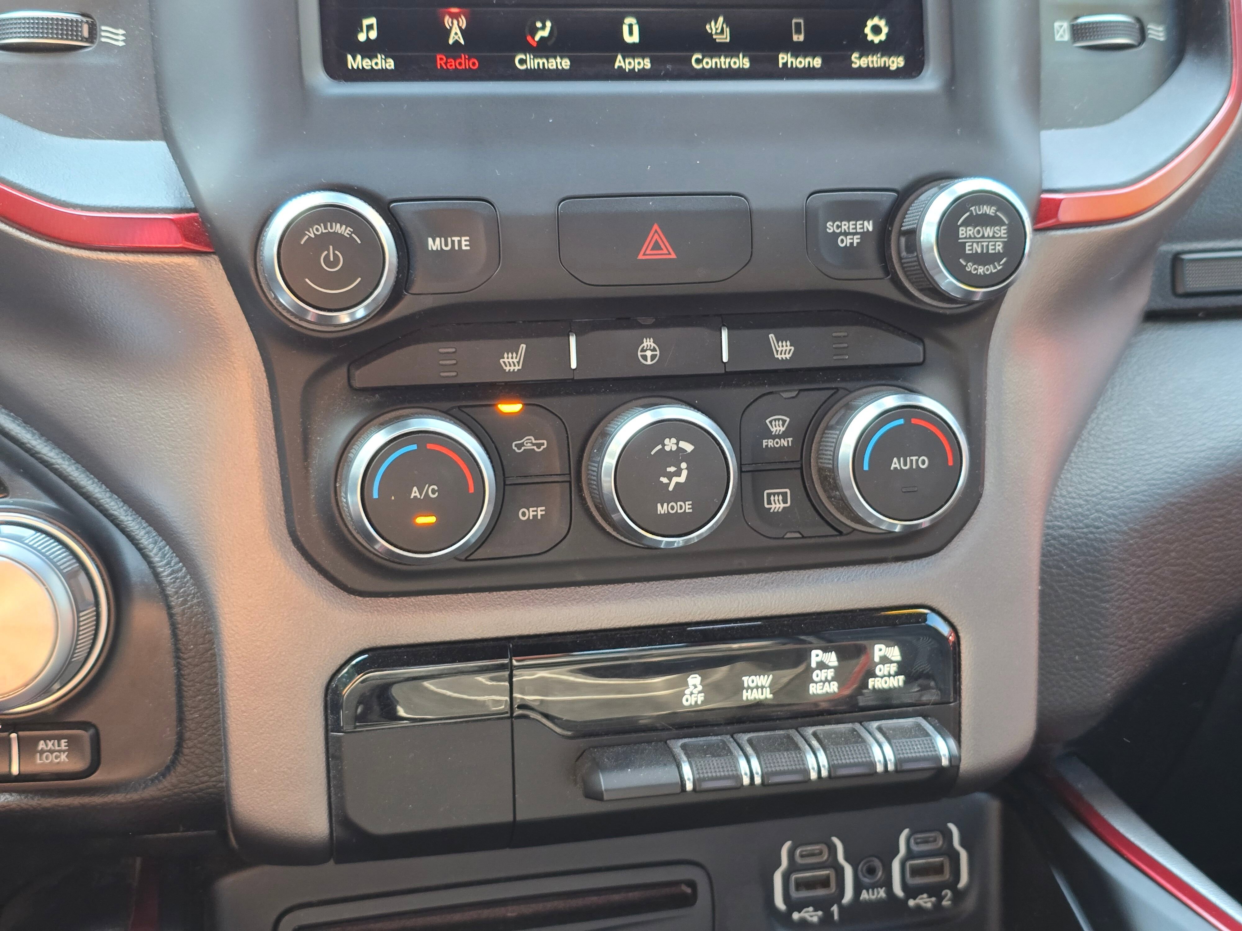 2019 Ram 1500 Rebel photo 3