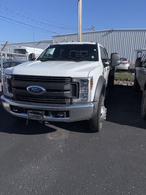 2019 Ford F-450 Super Duty Chassis Cab XL's photo