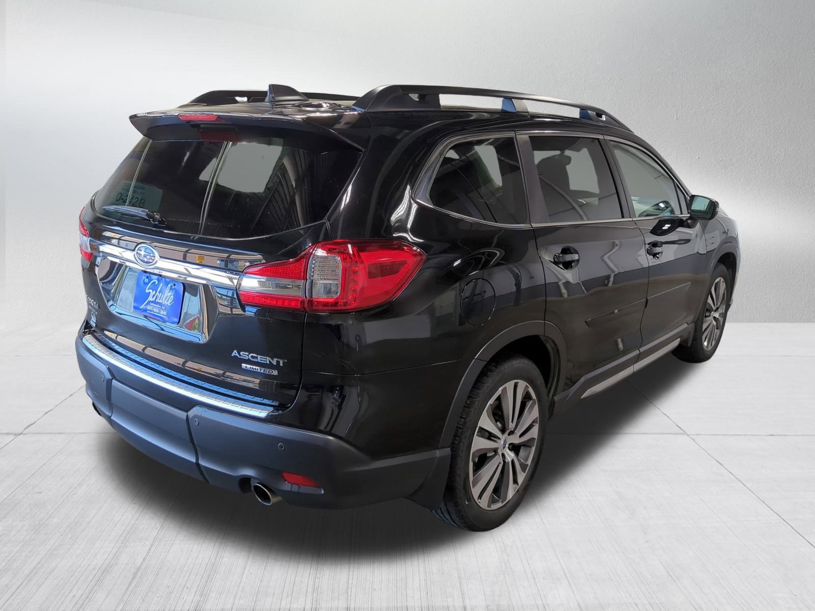 2022 Subaru Ascent Limited photo 7