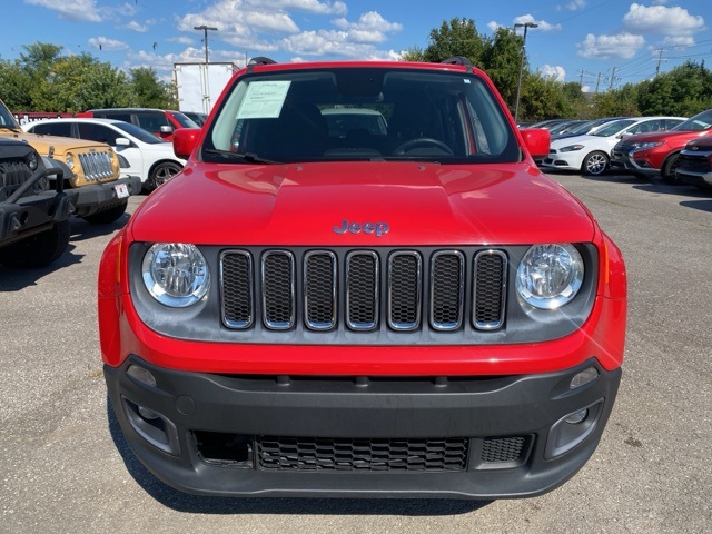 2015 Jeep Renegade Latitude photo 2
