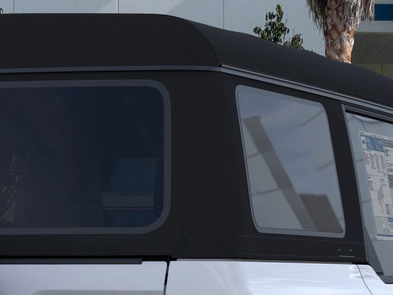2025 Ford Bronco Base photo 21