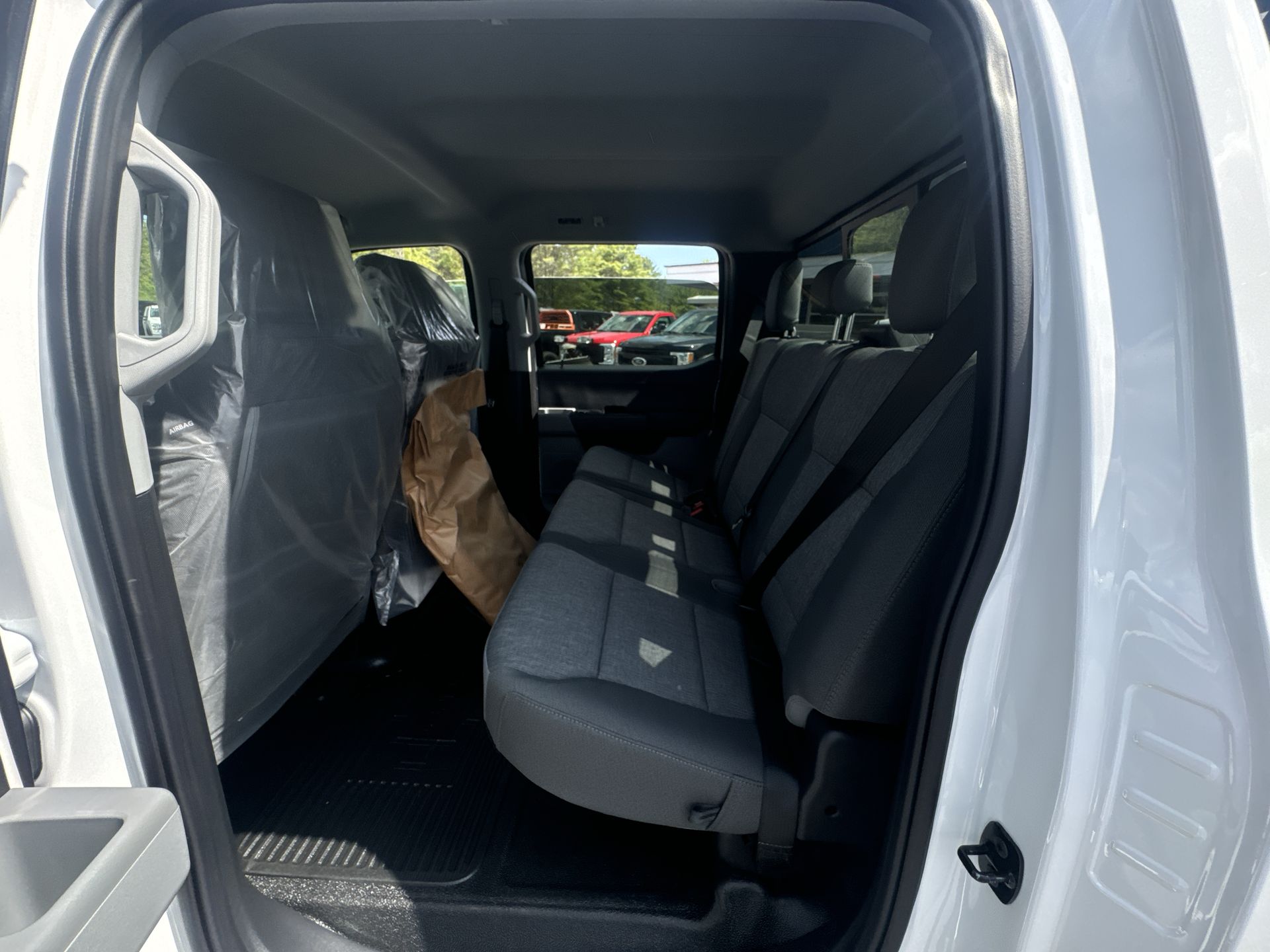 2025 Ford F-350 XL photo 4