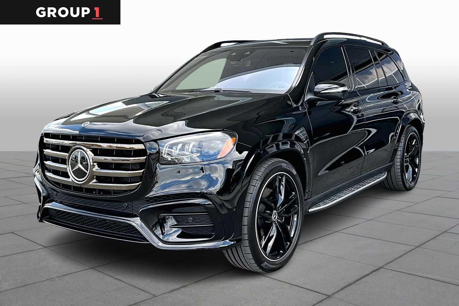 2025 Mercedes-Benz GLS Base's photo