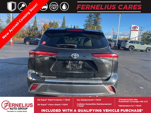 2020 Toyota Highlander Limited photo 2