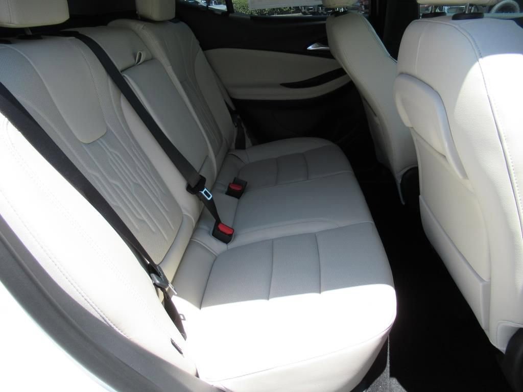 2026 Buick Encore GX Avenir photo 27