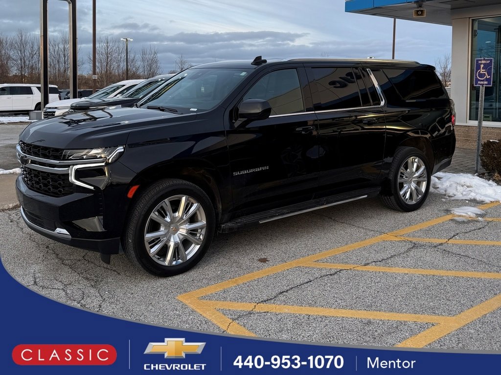 2023 Chevrolet Suburban LS's photo