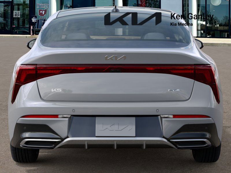 2026 Kia K5 GT-Line photo 11