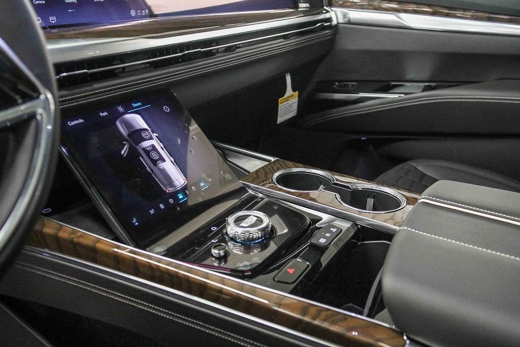 2026 Cadillac Escalade Platinum Sport photo 20