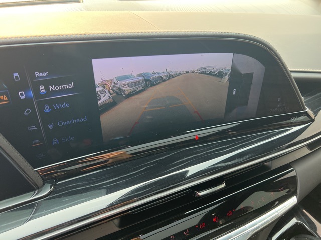 2024 Cadillac Escalade V-Series photo 5