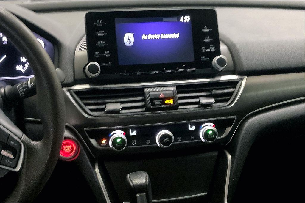 2020 Honda Accord LX photo 4