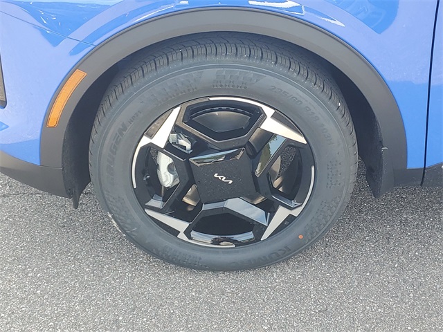 2026 Kia Sportage EX photo 4