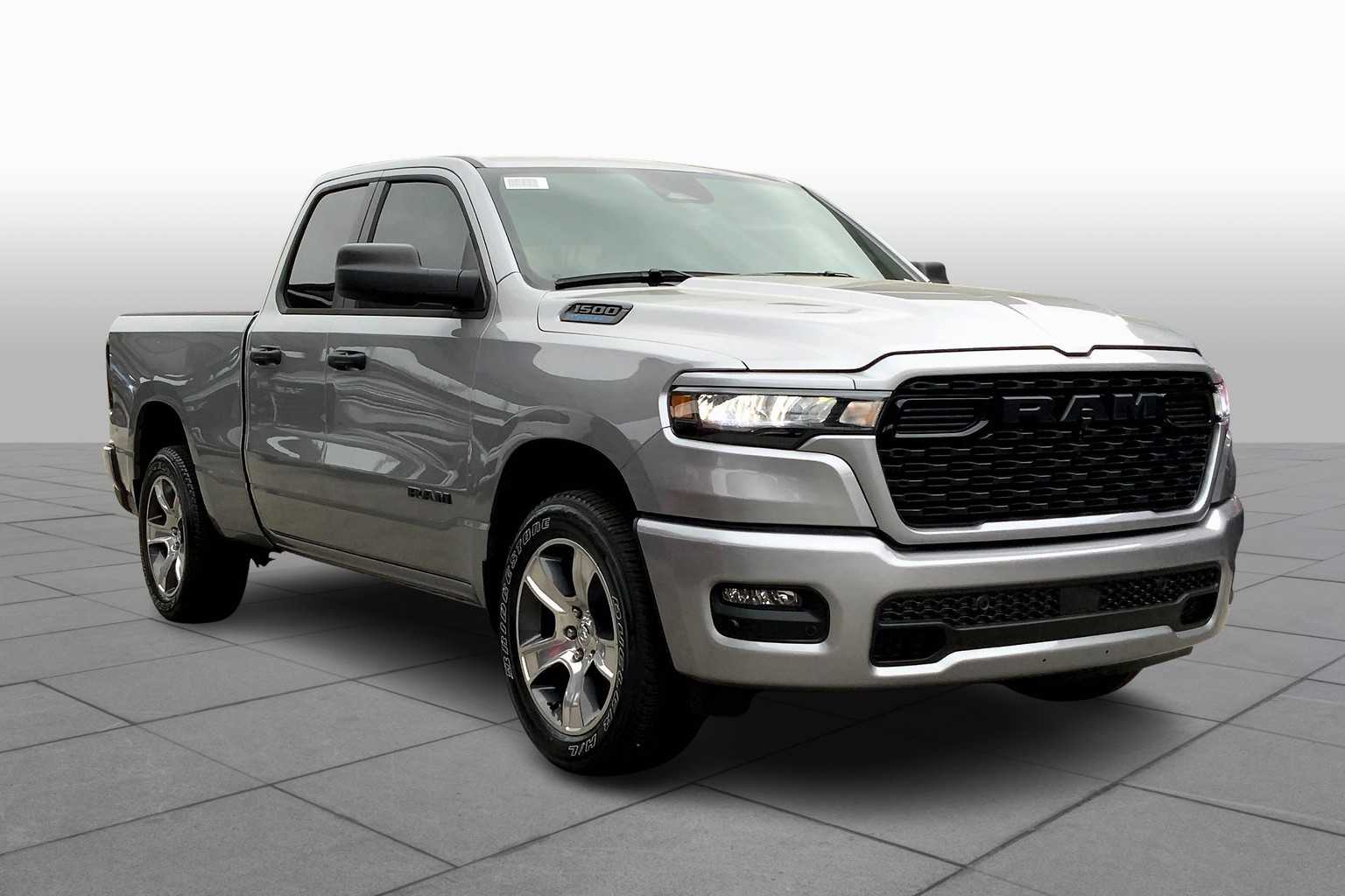 2025 Ram 1500 Tradesman photo 2