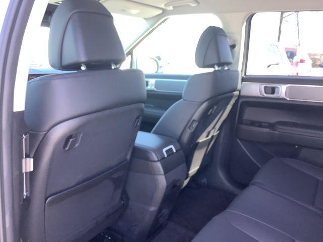 2025 Hyundai Santa Fe SEL photo 21
