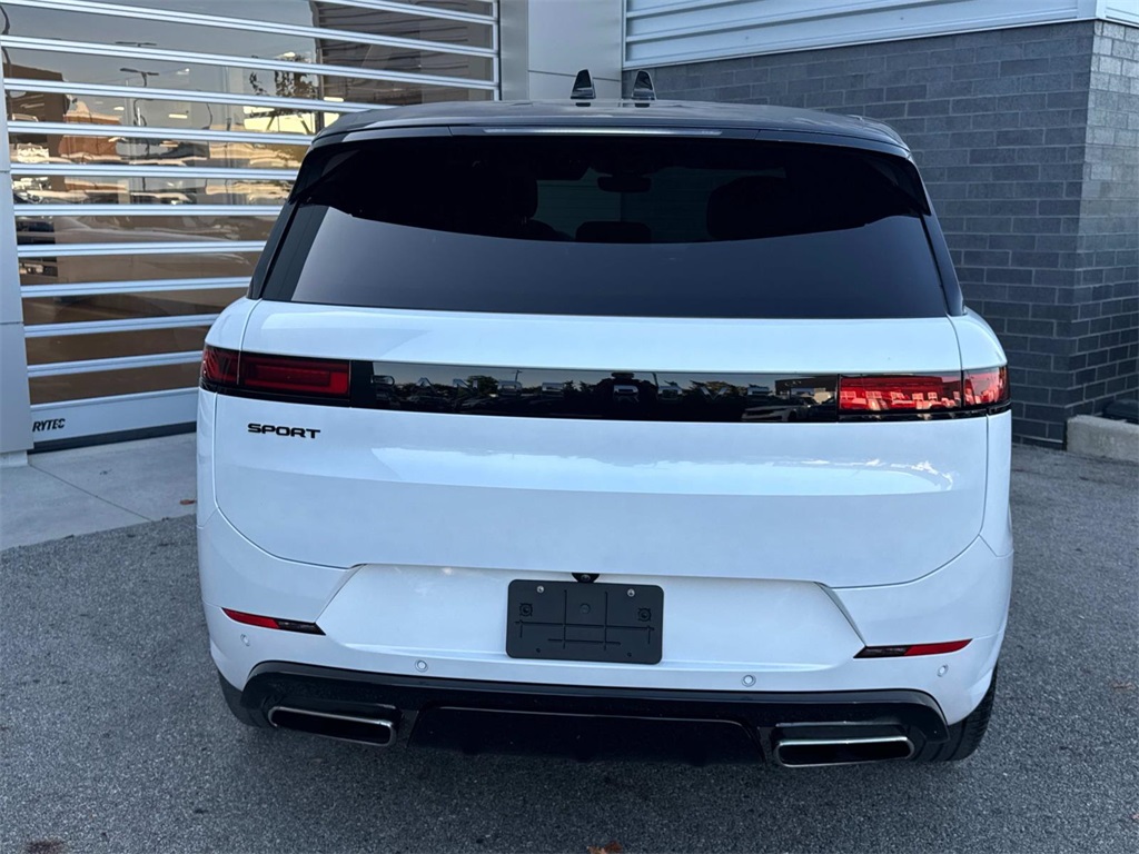 2024 Land Rover Range Rover Sport P400 Dynamic SE photo 4