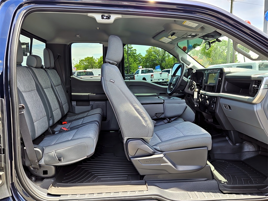 2023 Ford F-350 XL photo 15