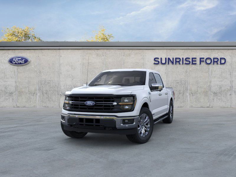 2025 Ford F-150 XLT photo 2