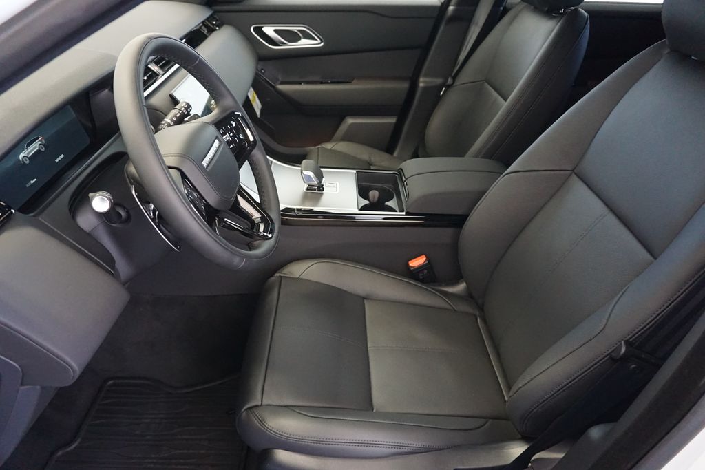 2026 Land Rover Range Rover Velar S photo 19