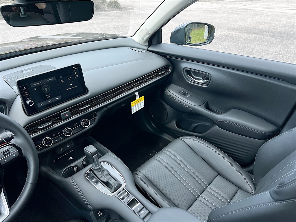 2026 Honda HR-V EX-L photo 26