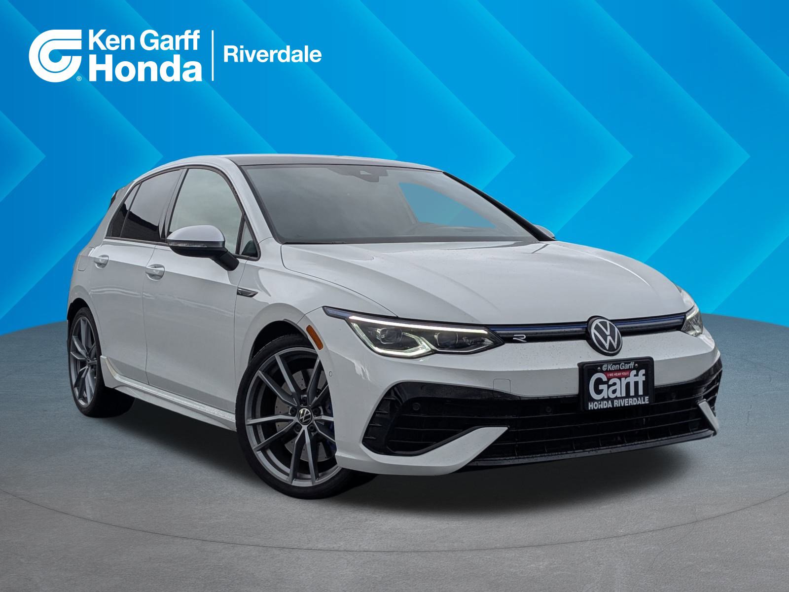 2024 Volkswagen Golf R R's photo