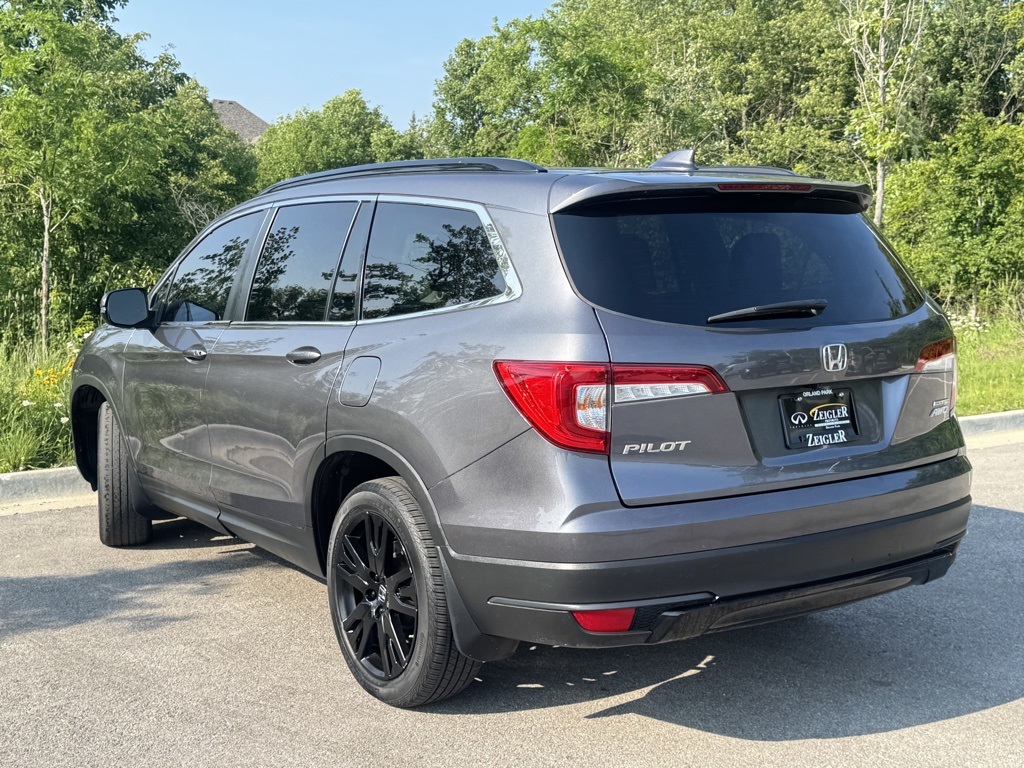 2022 Honda Pilot Special Edition photo 3