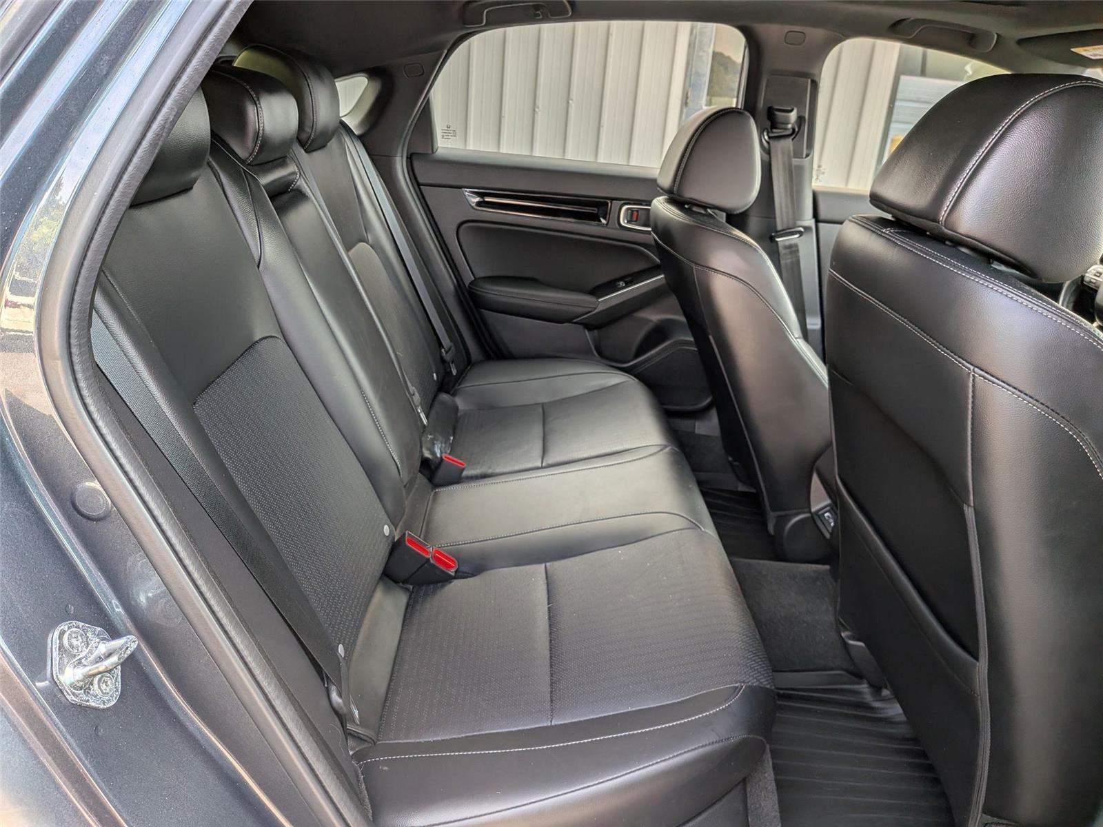 2022 Honda Civic Hatchback Sport Touring photo 30