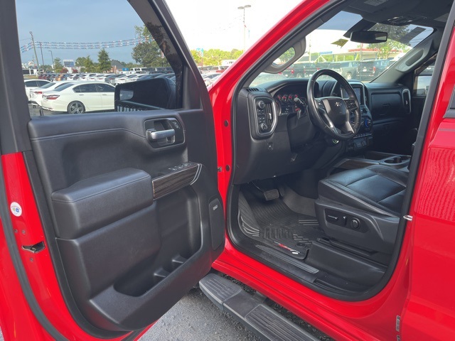 2020 Chevrolet Silverado 1500 RST photo 4