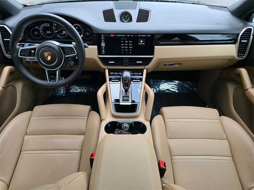 2021 Porsche Cayenne E-Hybrid Coupe Base photo 9