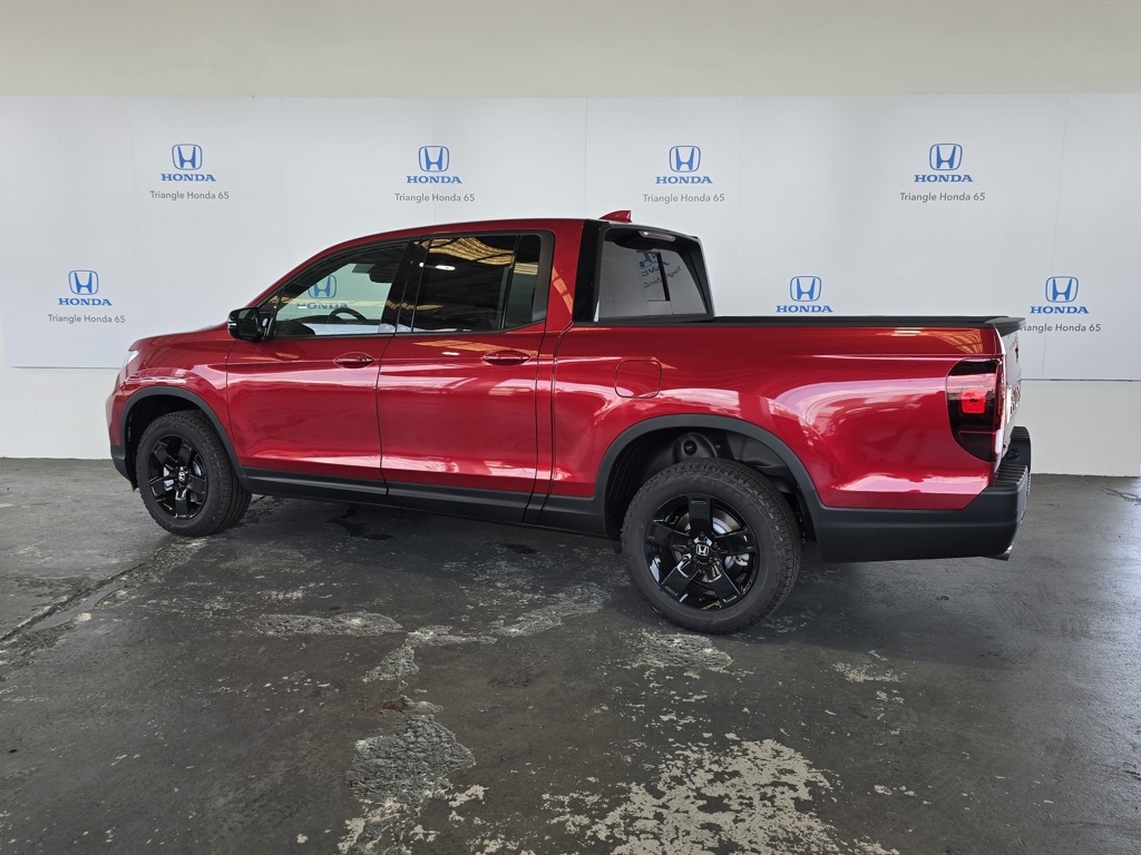 2025 Honda Ridgeline Black Edition photo 4