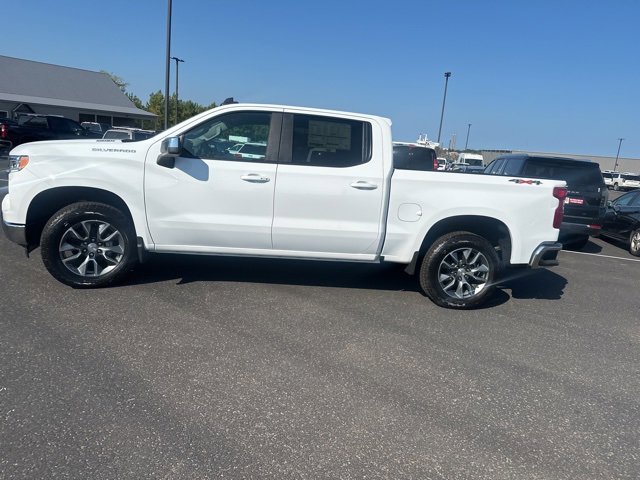 2025 Chevrolet Silverado 1500 LT photo 4