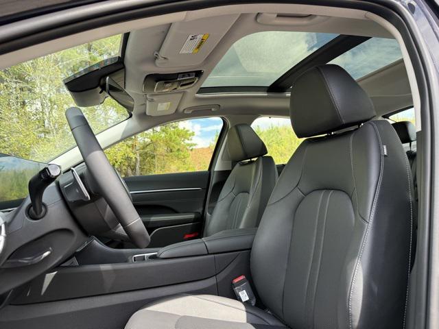 2025 Hyundai Sonata Hybrid Limited photo 20