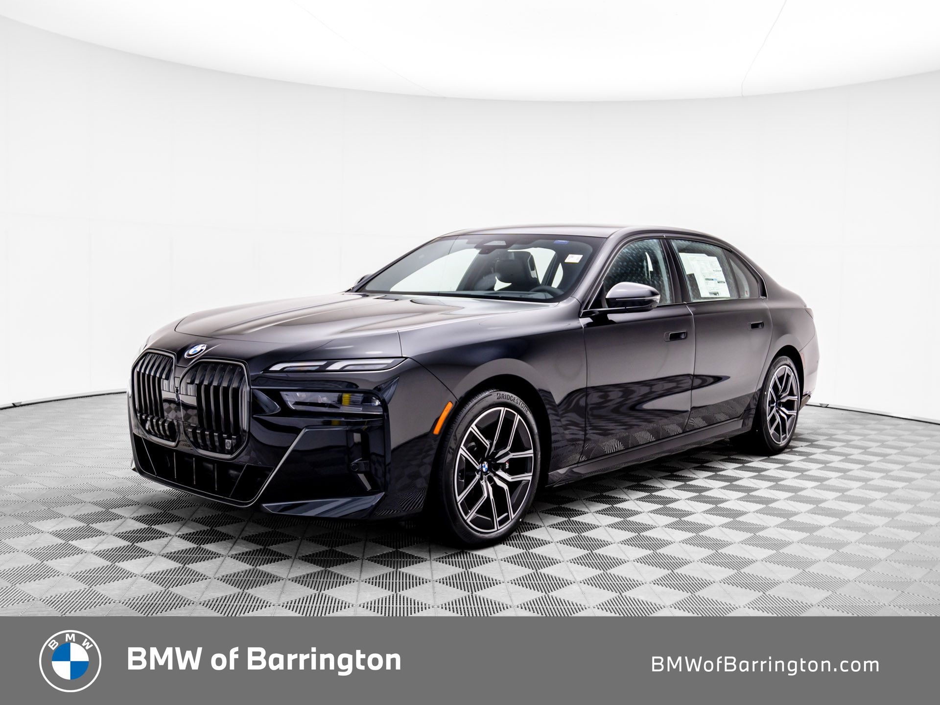 New 2025 Black Sapphire Metallic BMW 740i xDrive image 1
