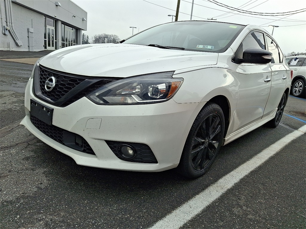 2018 Nissan Sentra SR photo 3