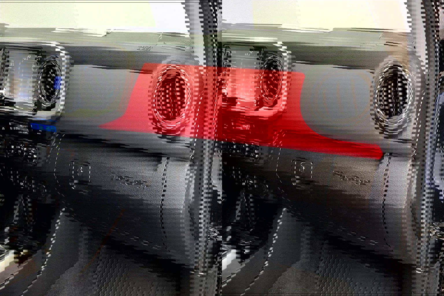 2022 Toyota Tacoma SR5 photo 15