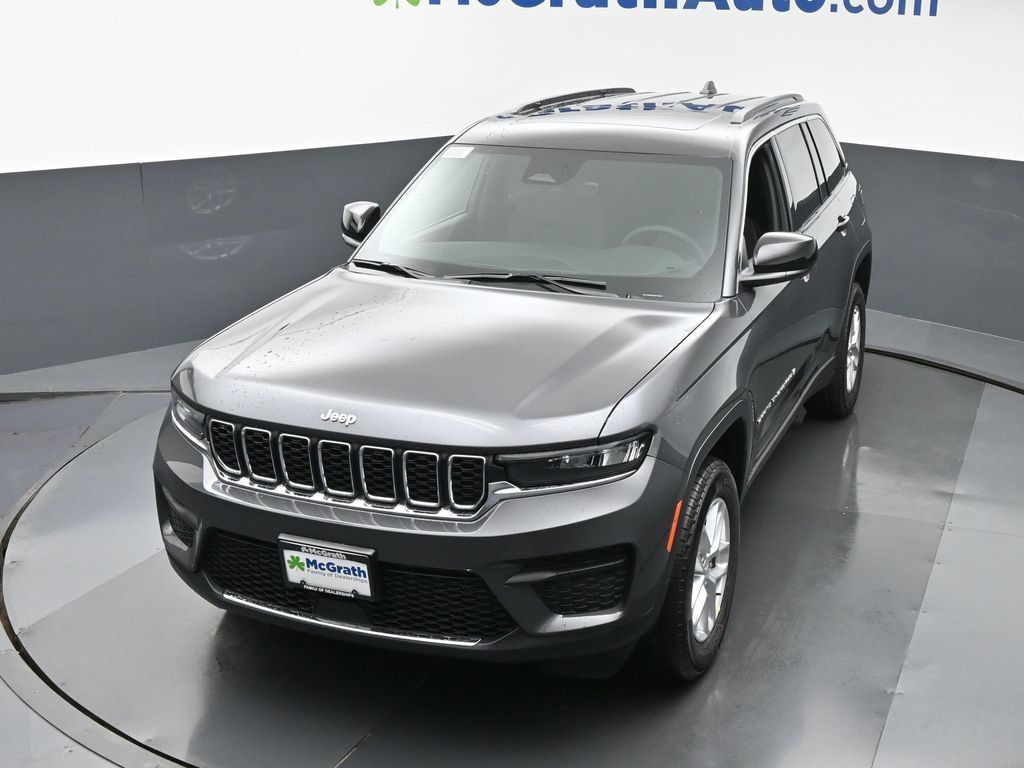 2025 Jeep Grand Cherokee Laredo X photo 24
