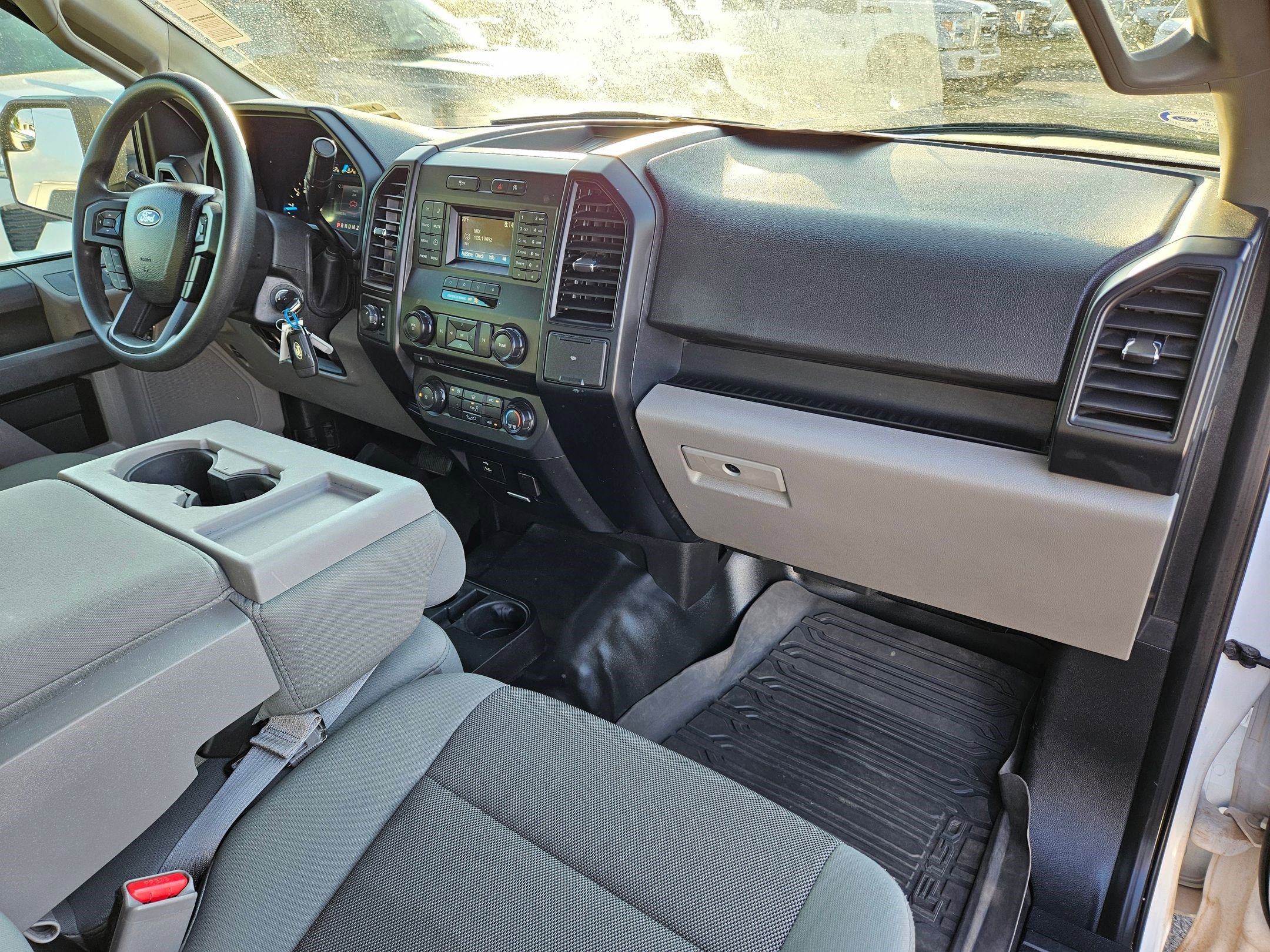 2016 Ford F-150 XL photo 29