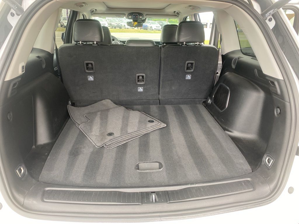 2023 Jeep Cherokee Base photo 11