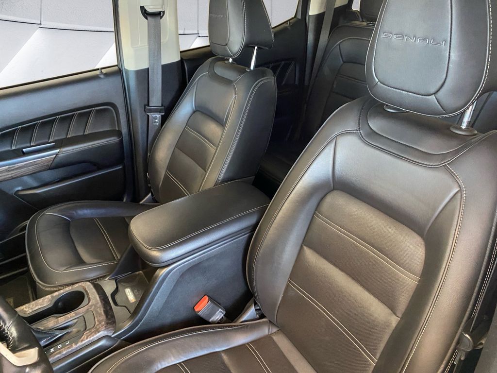 2022 Gmc Canyon Denali photo 8
