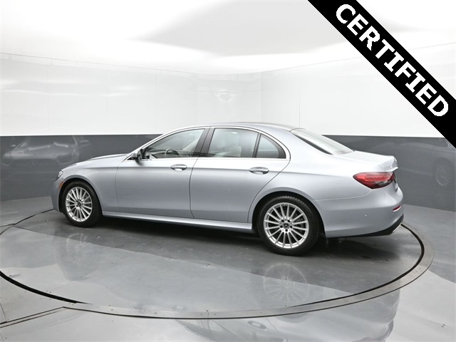 2022 Mercedes Benz E 350 photo 5