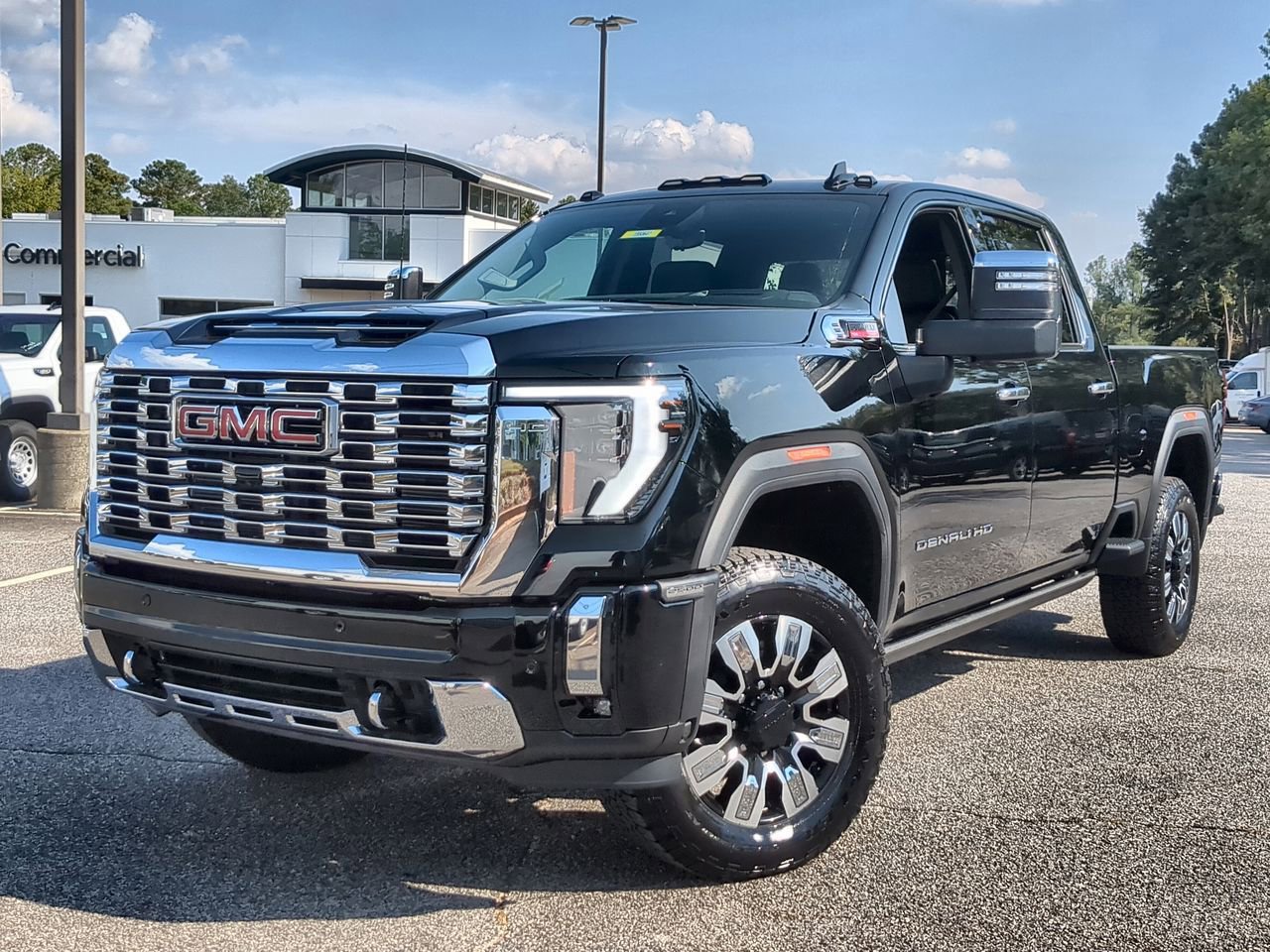 2025 GMC Sierra 2500HD Denali's photo