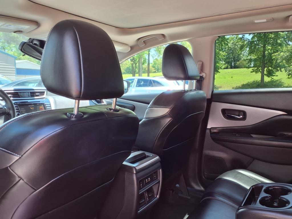 2023 Nissan Murano SL photo 17