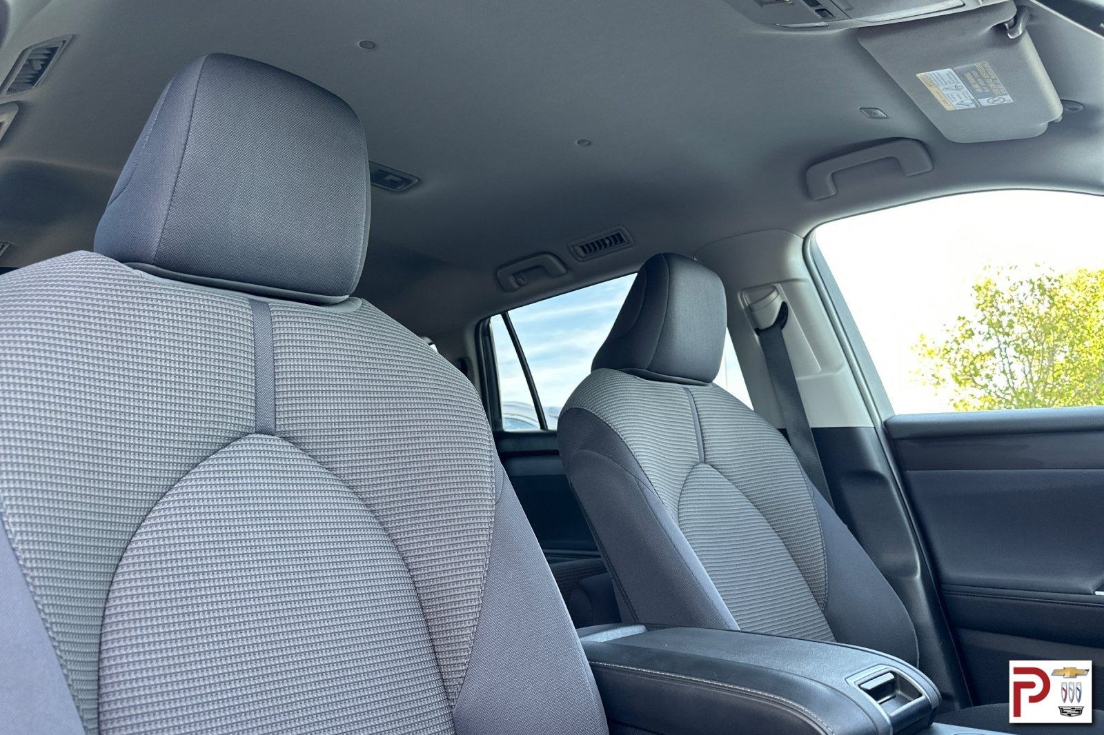 2024 Toyota Highlander LE photo 18