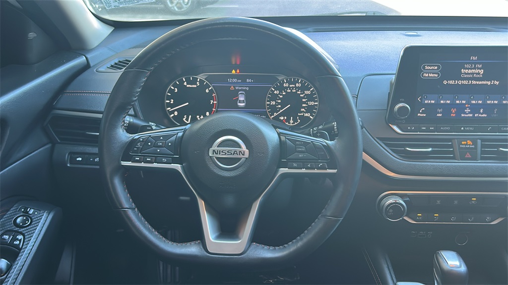 2020 Nissan Altima 2.5 SR photo 9