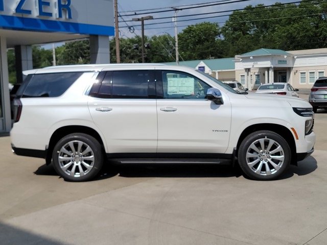 2025 Chevrolet Tahoe Premier photo 2