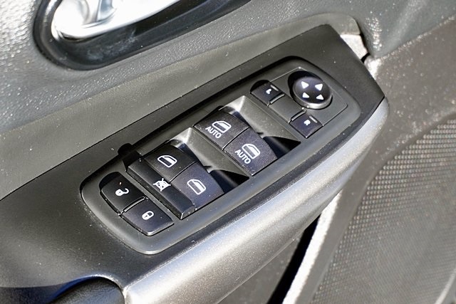 2021 Jeep Cherokee Latitude Lux photo 20