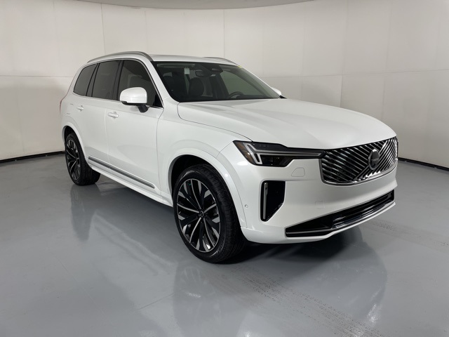 2025 Volvo XC90 T8 photo 2