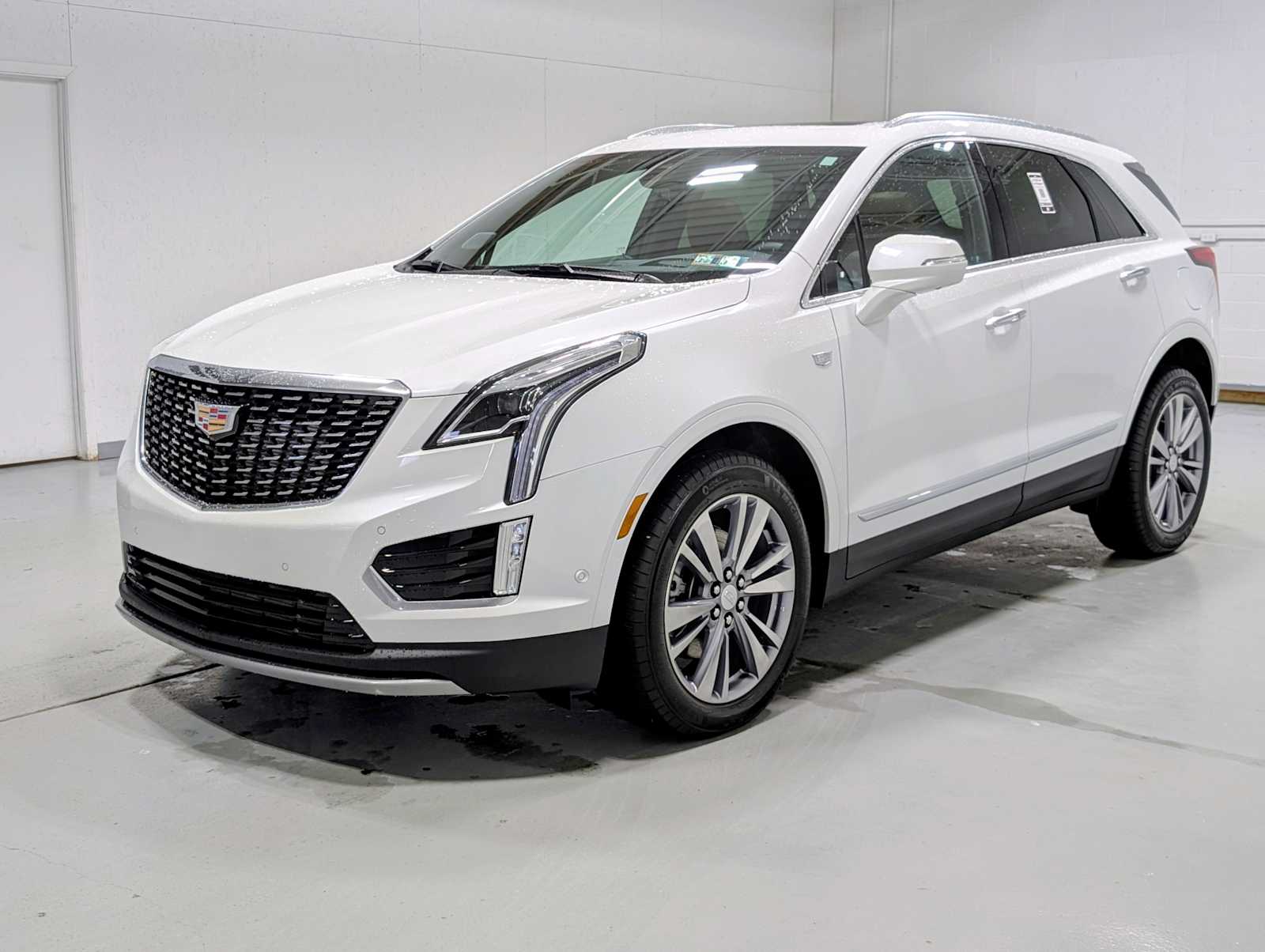 2025 Cadillac XT5 Premium Luxury's photo