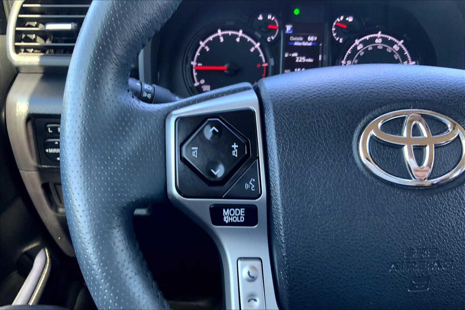 2023 Toyota 4Runner SR5 photo 21